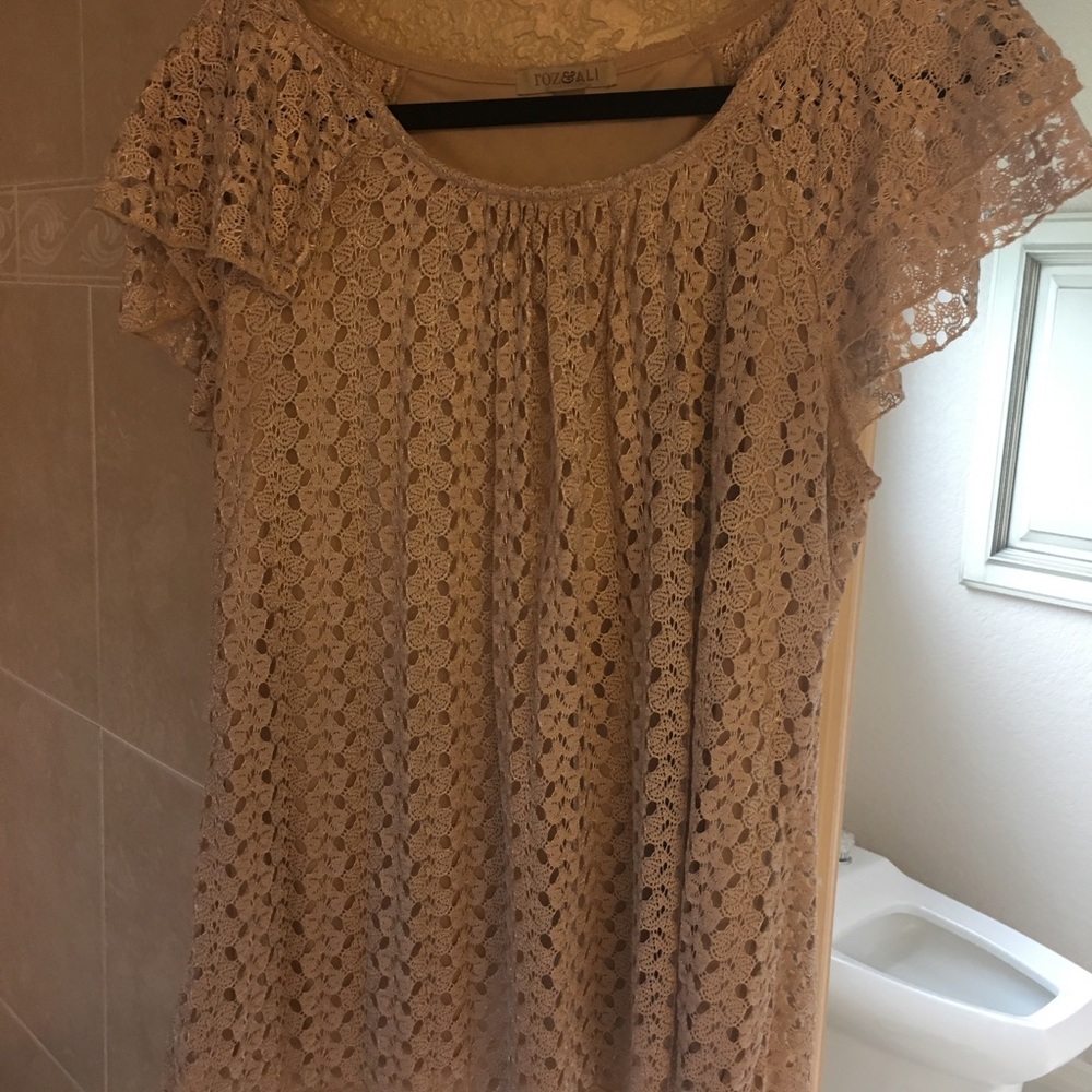 Roz & Ali size large shirt